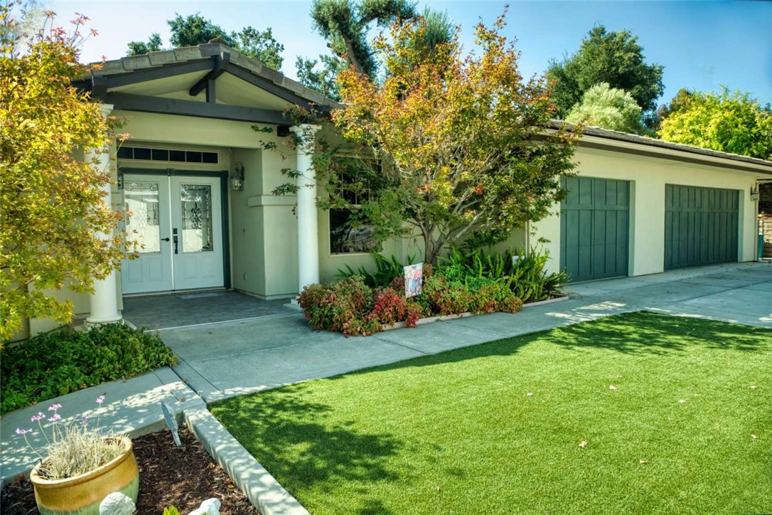 9895 Bluegill Drive