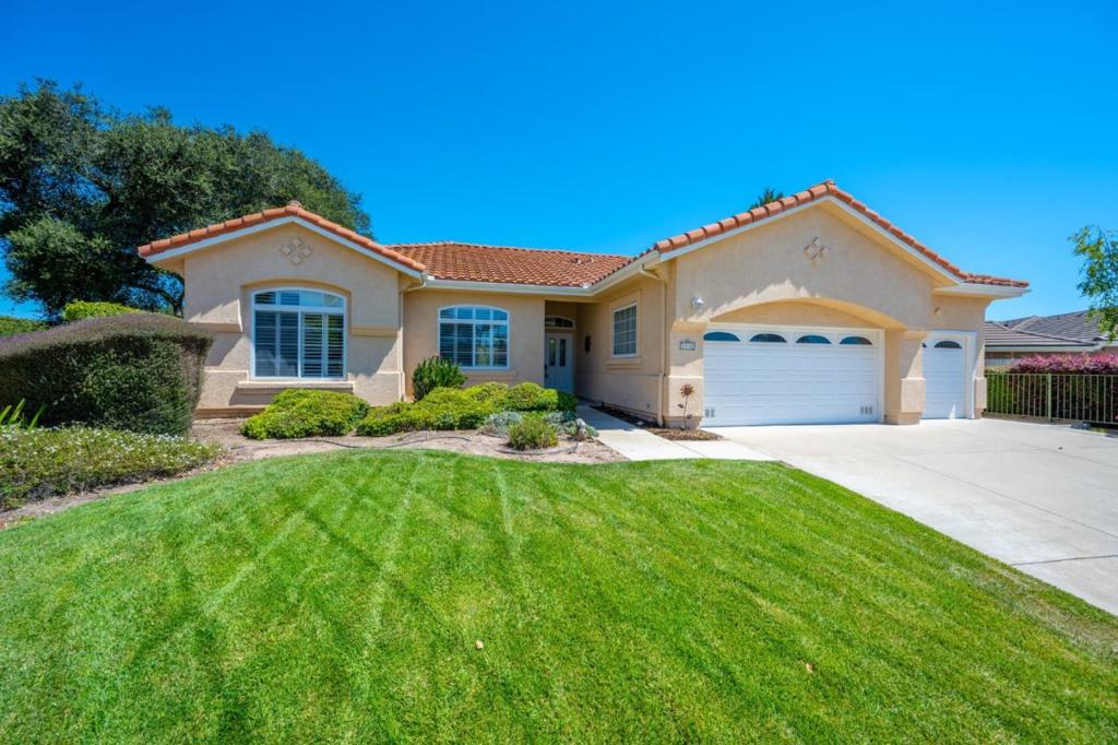 1112 Oakmont Place