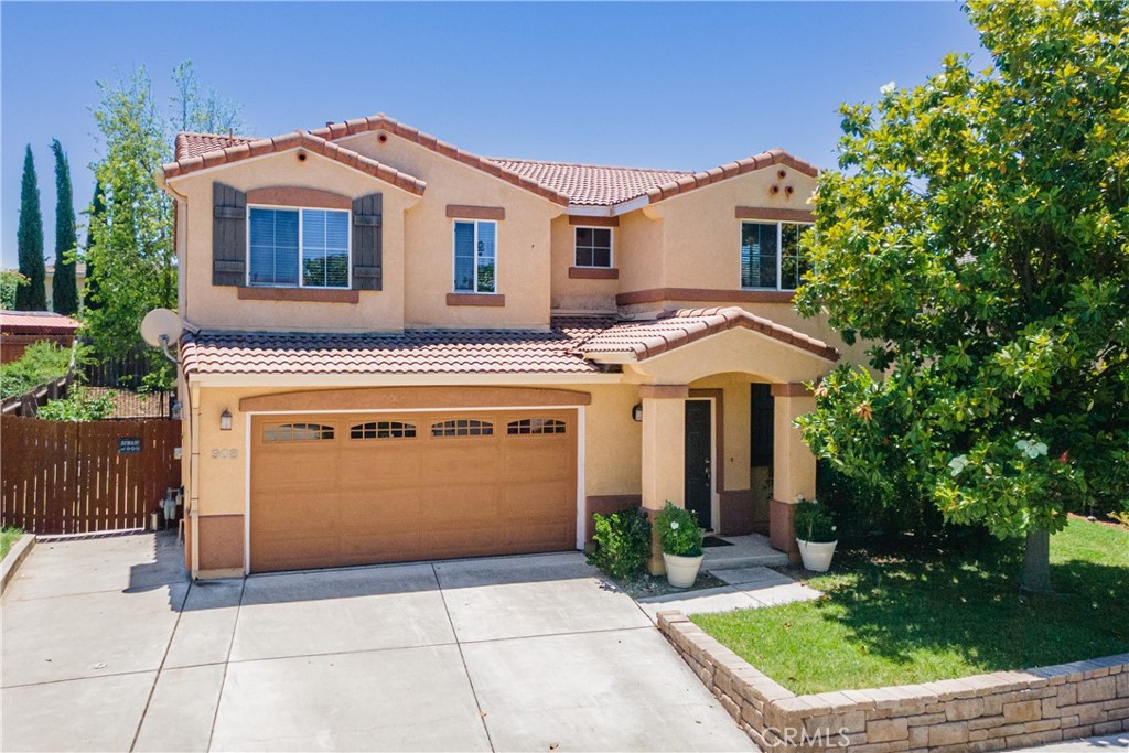 908 Larable Court