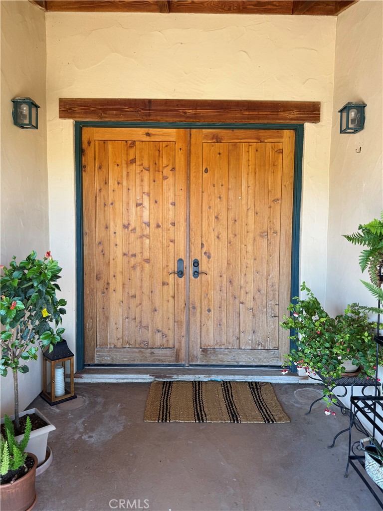 5745 Iron Gate