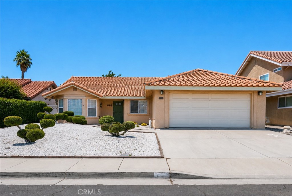 909 Saint Ann