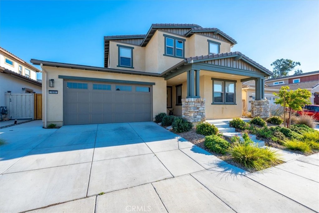 3886 Hayfield Loop