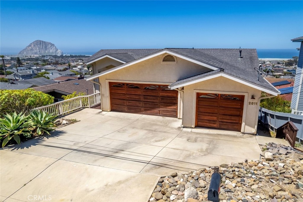 2811 Juniper Avenue