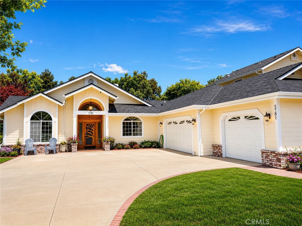 5781 Glenview
